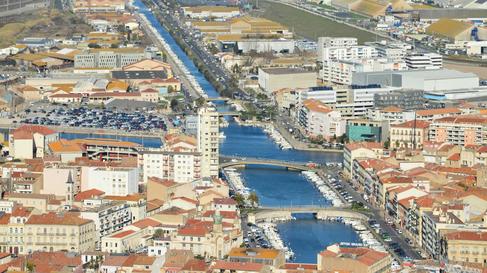 Panorama de Sete depuis le Mont Saint-Clair pour ancrer les solutions operationnelles Corvus
